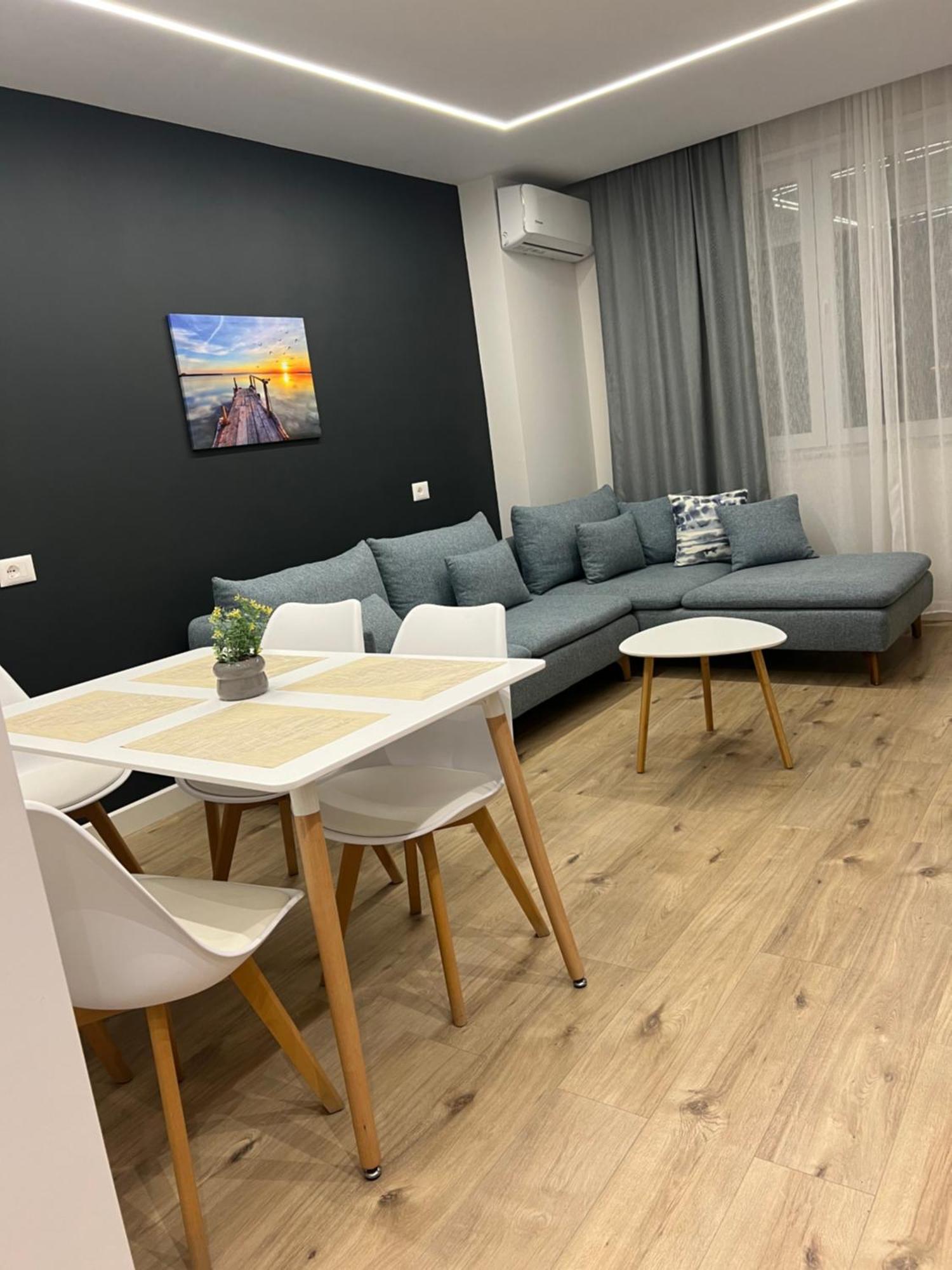 Port View Apartment 2 Dıraç Dış mekan fotoğraf